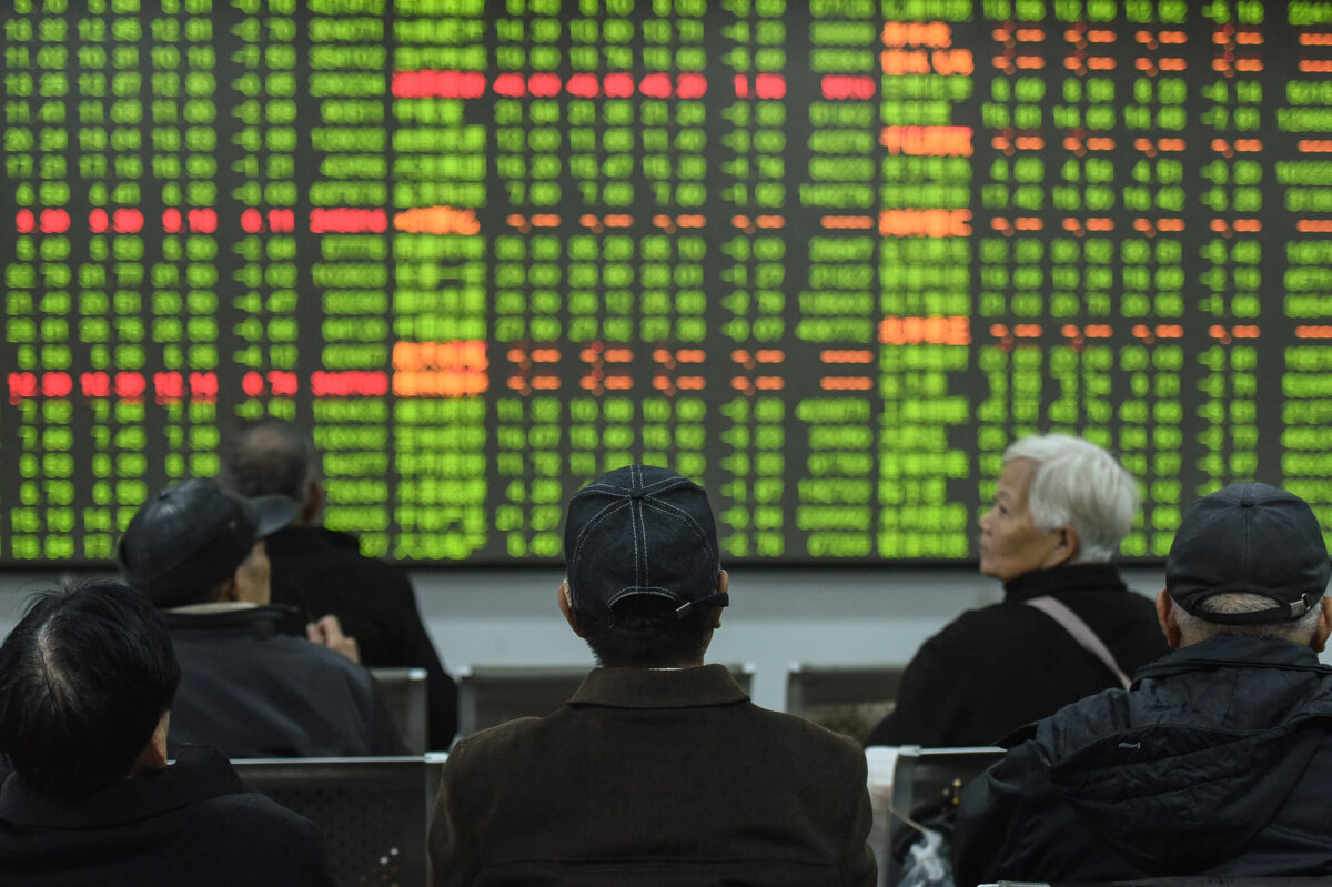 Investors Just Poured $5.8 Billion Into China - Vimarsana News