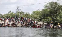 Over 2 Dozen GOP Governors Call on Biden to Meet and Solve US Southern Border Crisis