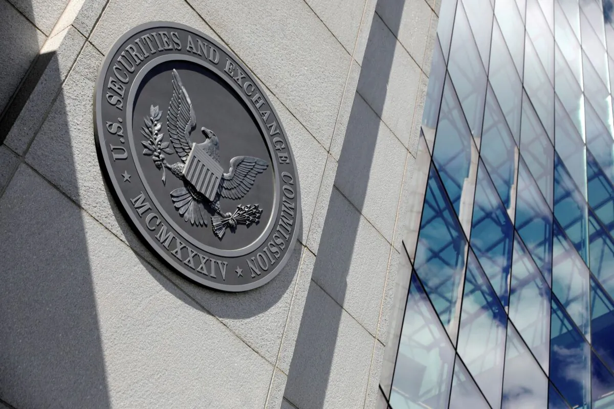 The seal of the U.S. Securities and Exchange Commission (SEC) at their headquarters in Washington on May 12, 2021. (Andrew Kelly/Reuters)