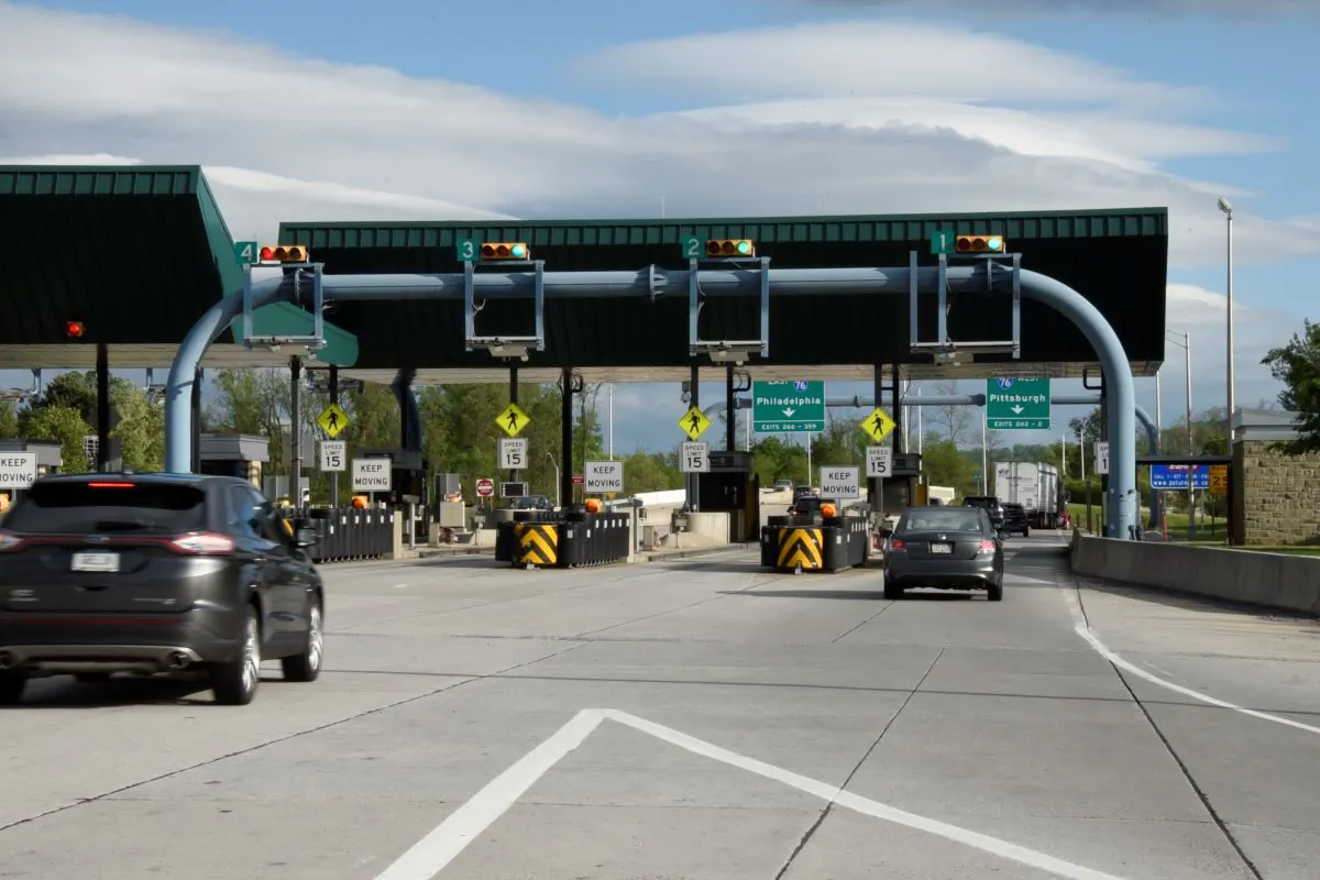 The Pennsylvania Turnpike at the Harrisburg East Interchange. (Courtesy of Christine Bennett / Pennsylvania Turnpike Commission)
