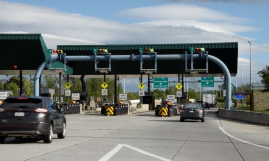 Lawmakers Aim to Stiffen Penalty for Pennsylvania Turnpike Toll Violators