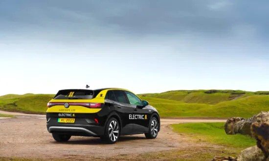 London Cab Firm Addison Lee to Go Fully Electric by 2023