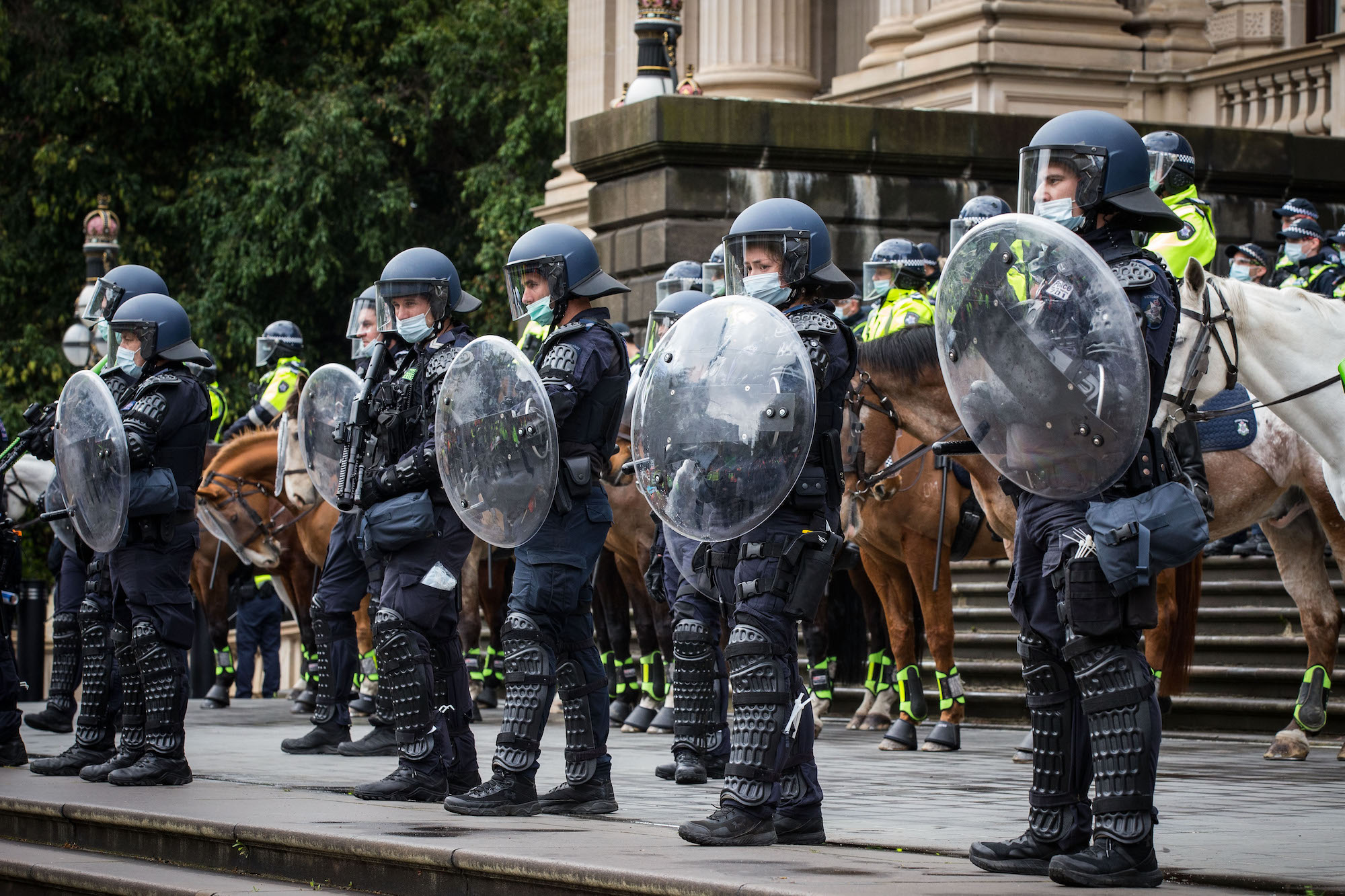 Australian Police Officer Quits After Speaking About COVID-19 Restrictions Enforcement - Vimarsana News