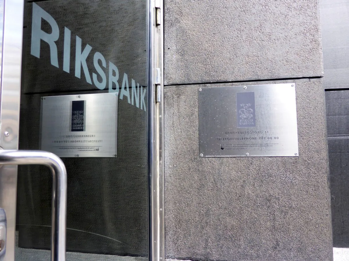 A view of an entrance of Sweden's central bank in Stockholm, Sweden, on Aug. 12, 2016. (Violette Goarant/Reuters)
