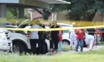 Houston Officer Killed, Another Wounded While Serving Warrant