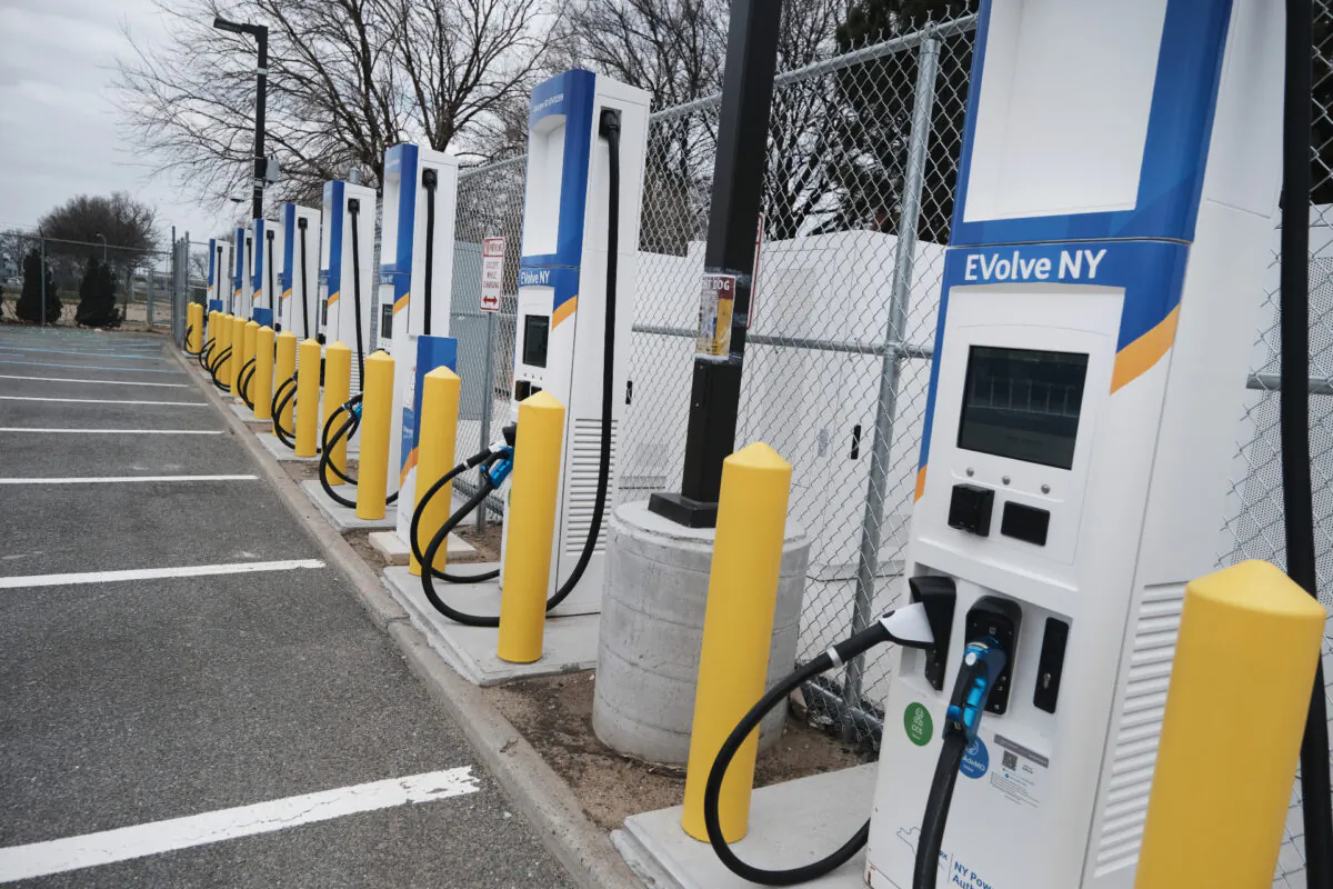 A fast-charging station for electric vehicles stands in the cell phone lot at John F. Kennedy airport in New York City on April 2, 2021. (Spencer Platt/Getty Images)