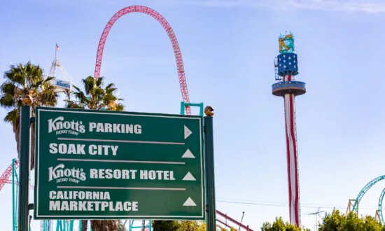 Knott’s Berry Farm Owner Rejects SeaWorld’s $3.4 Billion Bid