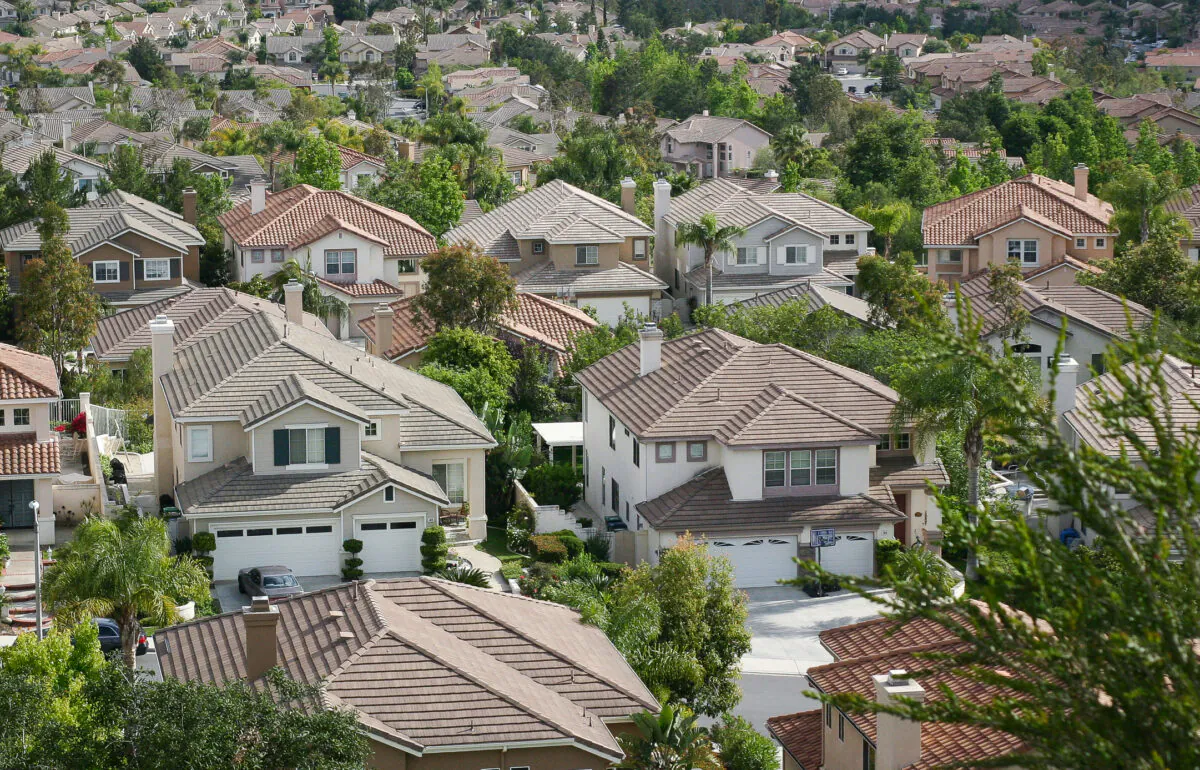 Homes in Lake Forest, Calif., on June 6, 2019. (John Fredricks/The Epoch Times)