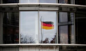 Germany: Young Girls Alone for Days With Dead Father’s Body