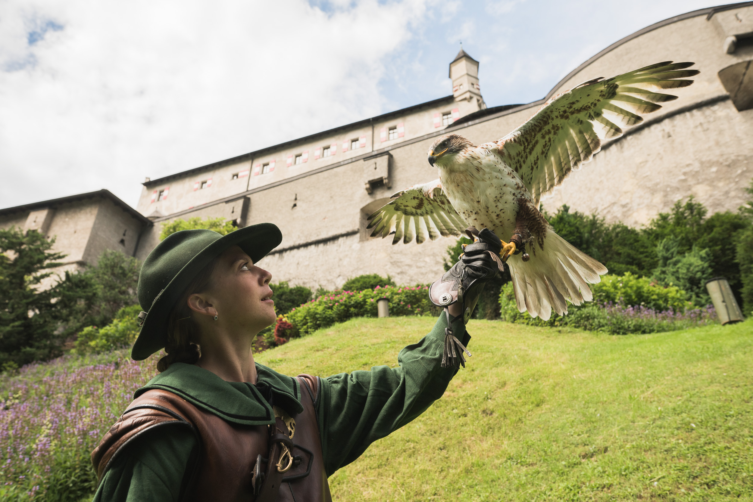 falconer with bird of prey at Hohenwerfen copyright Salzburg Burgen