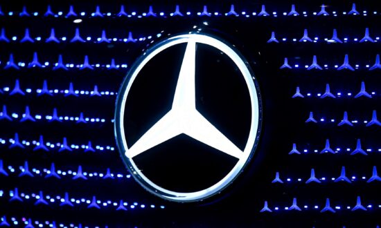 Daimler Takes 33 Percent Stake in European Battery Cell Venture Automotive Cells Company (ACC)