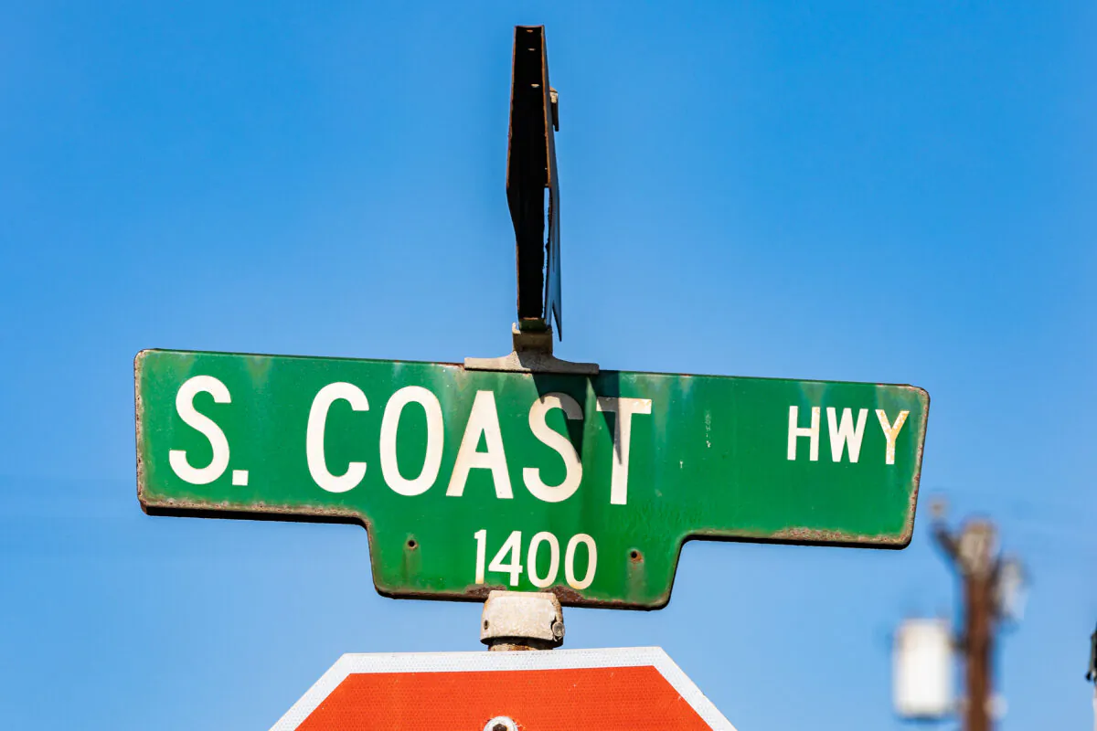Pacific Coast Highway in Laguna Beach, Calif., on Oct. 15, 2020. (John Fredricks/The Epoch Times)