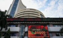 India’s BSE Sensex Crosses 60,000 Mark With Tech Stocks in Lead