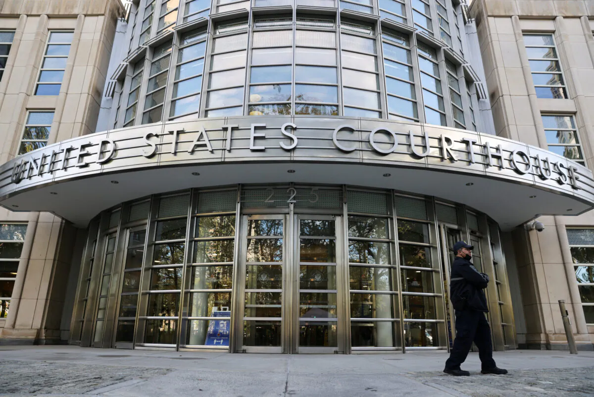The Brooklyn Federal Courthouse in New York City, on Sept. 24, 2021. (Angus Mordant/Reuters)
