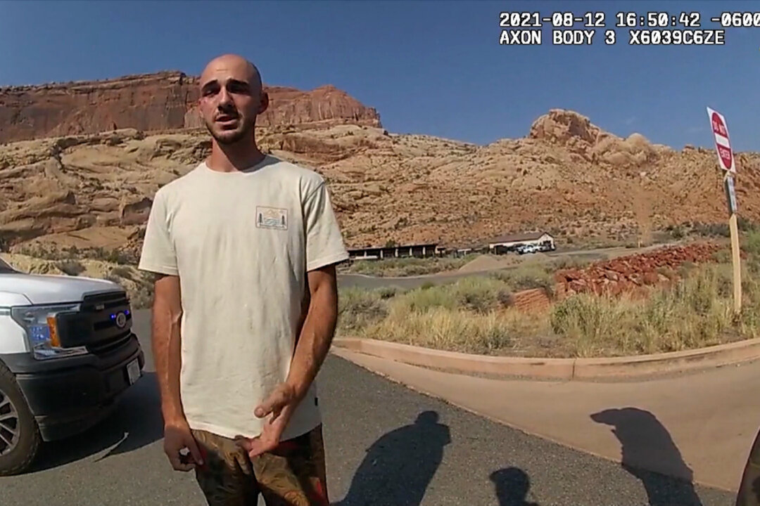 Hiker Says He Has ‘No Doubt’ He Encountered Brian Laundrie on Appalachian Trail