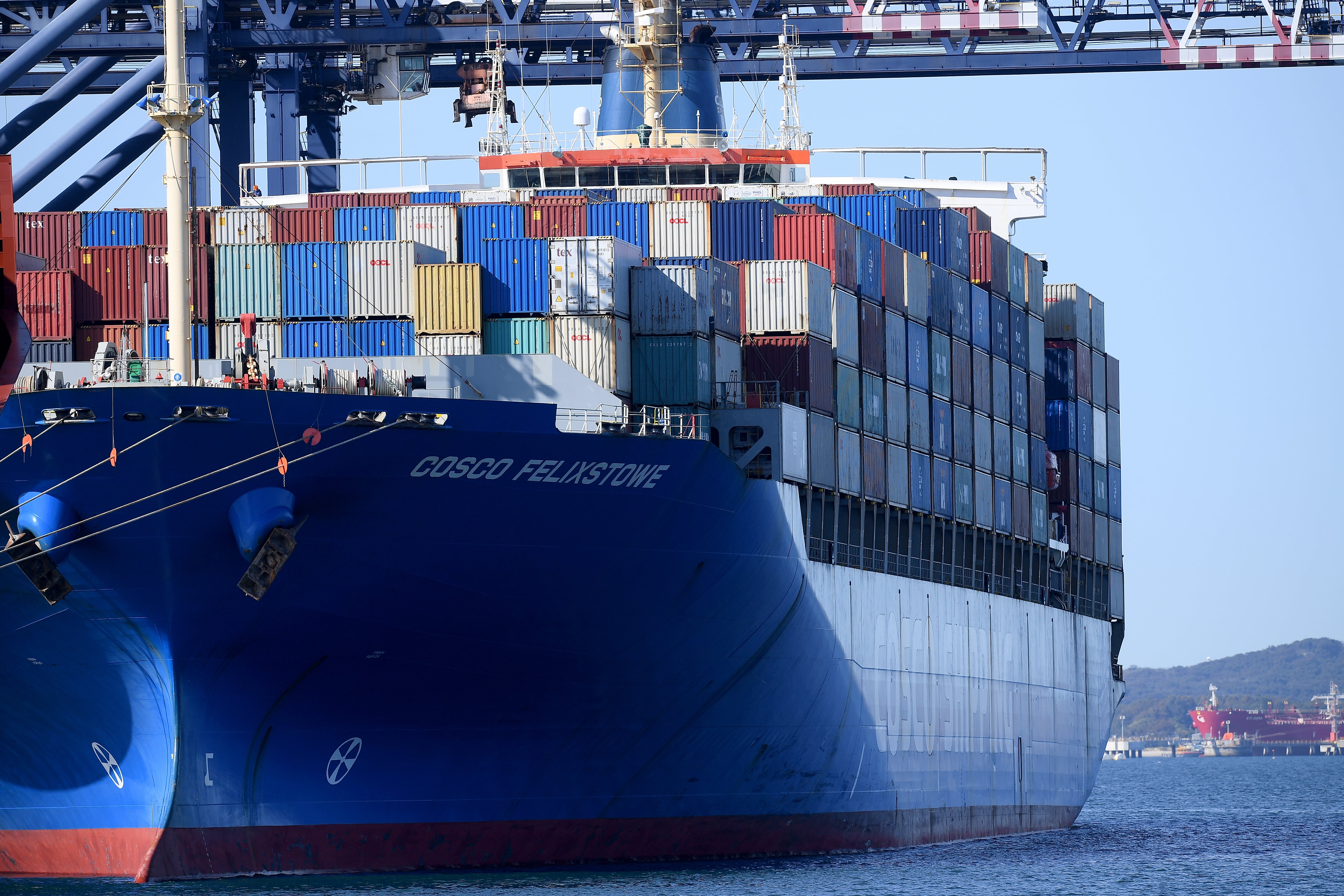 Australians Importing Christmas Gifts Should Buy Early as Ports Face 'Intense Pressure': ACCC - Vimarsana News