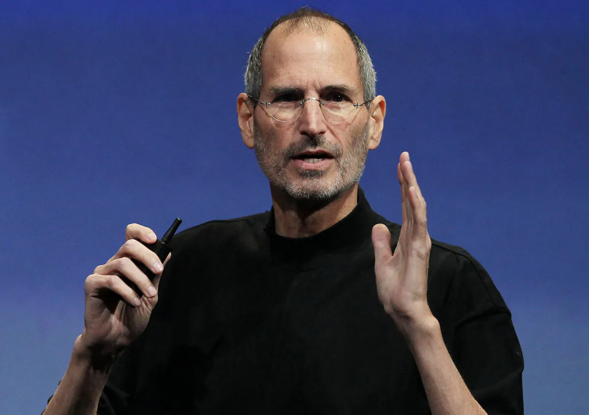 Apple CEO Steve Jobs speaks during an Apple special event in Cupertino, Calif., on April 8, 2010. (Justin Sullivan/Getty Images)