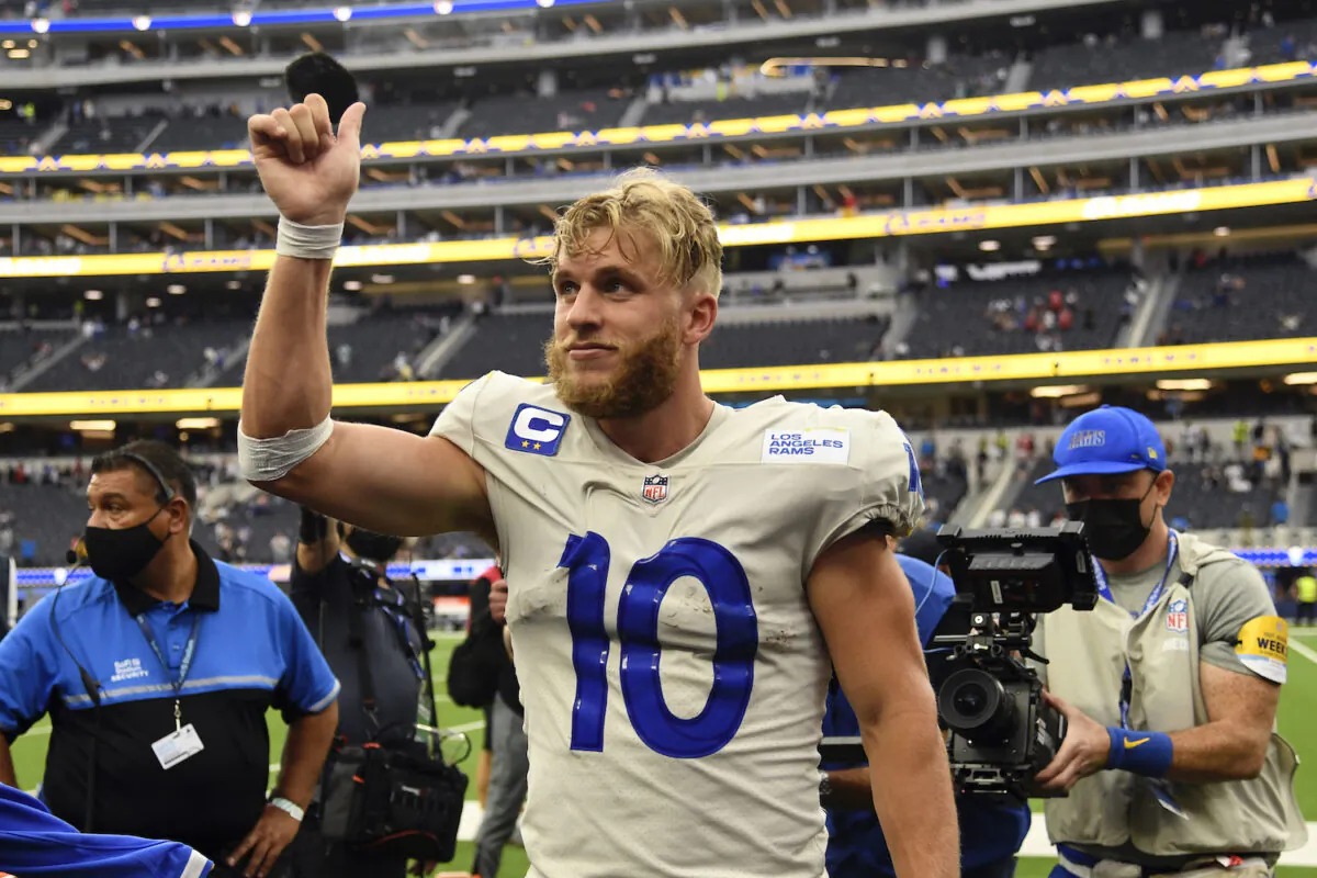 Los Angeles Rams wide receiver wide receiver Cooper Kupp (10) walks off the field after a win over the Tampa Bay Buccaneers in an NFL football game in Inglewood, Calif., on Sept. 26, 2021. (AP Photo/Kevork Djansezian)