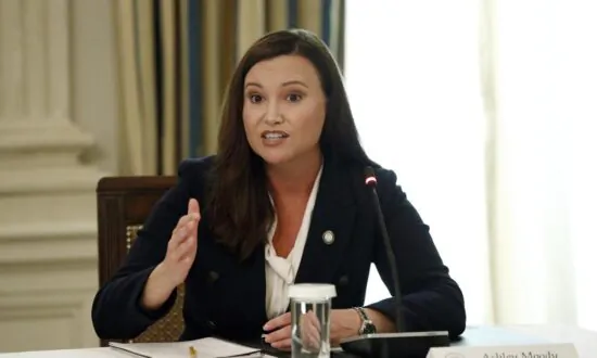 Florida Attorney General Joins 27 Other States in Petition to End Biden’s ‘Catch and Release’ Border Patrol Policy