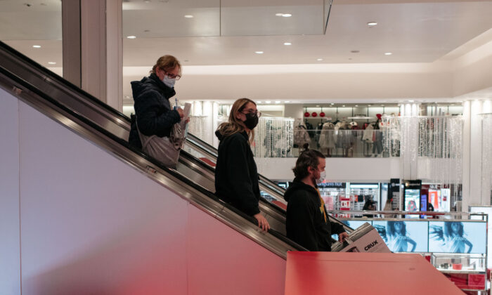 Shoppers make a last-minute trip to the Macy's flagship department store in Midtown, Manhattan, N.Y., on Dec. 24, 2020. (Scott Heins/Getty Images)
