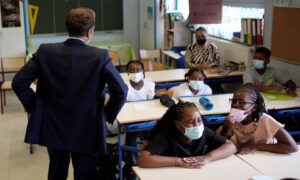 France to End Mandatory Mask Wearing for Students in Some Schools