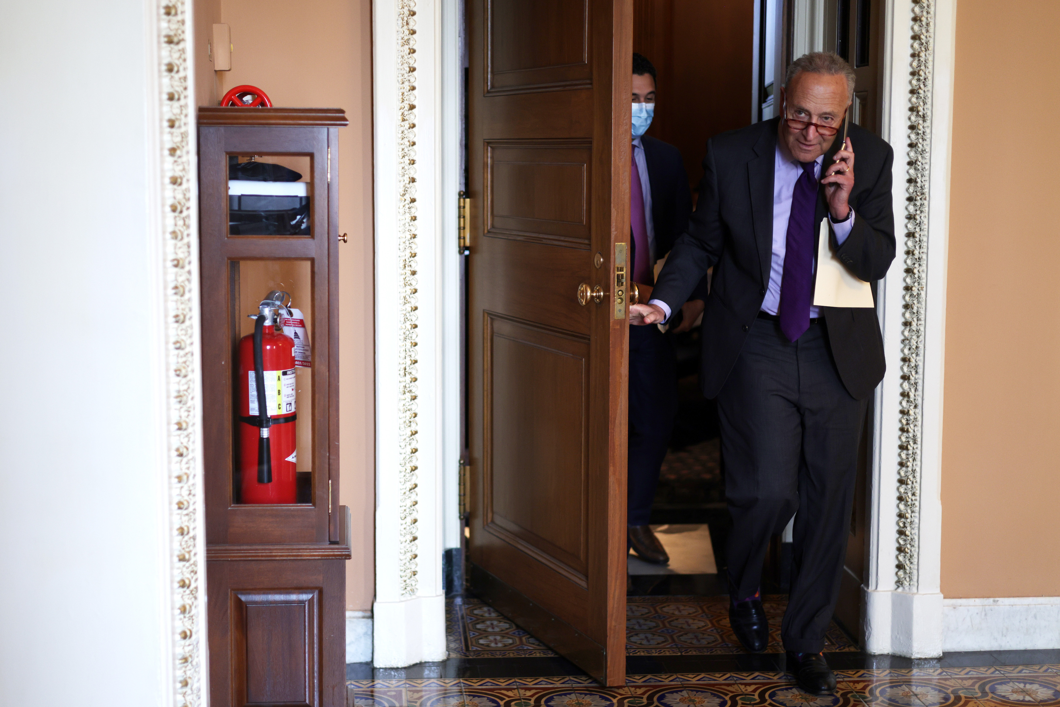 Democrats Denied on 2nd Attempt Pushing Amnesty for Illegal Aliens Through Reconciliation - Vimarsana News