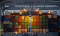 US Economy Seen Slowing as Atlanta Fed Cuts 3rd Quarter GDP Estimate