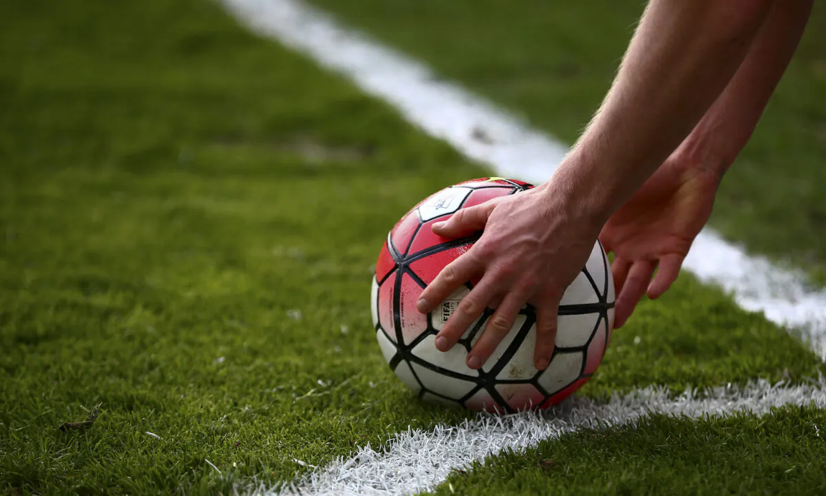 A ball is placed down before a corner kick during the Barclays Premier League match at Vitality Stadium in Bournemouth, England, on March 12, 2016.  (Jordan Mansfield/Getty Images)