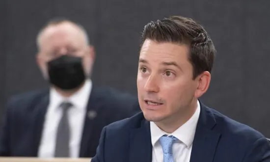 Quebec’s Overhaul of Its Strict French Language Law Under Microscope at Hearings