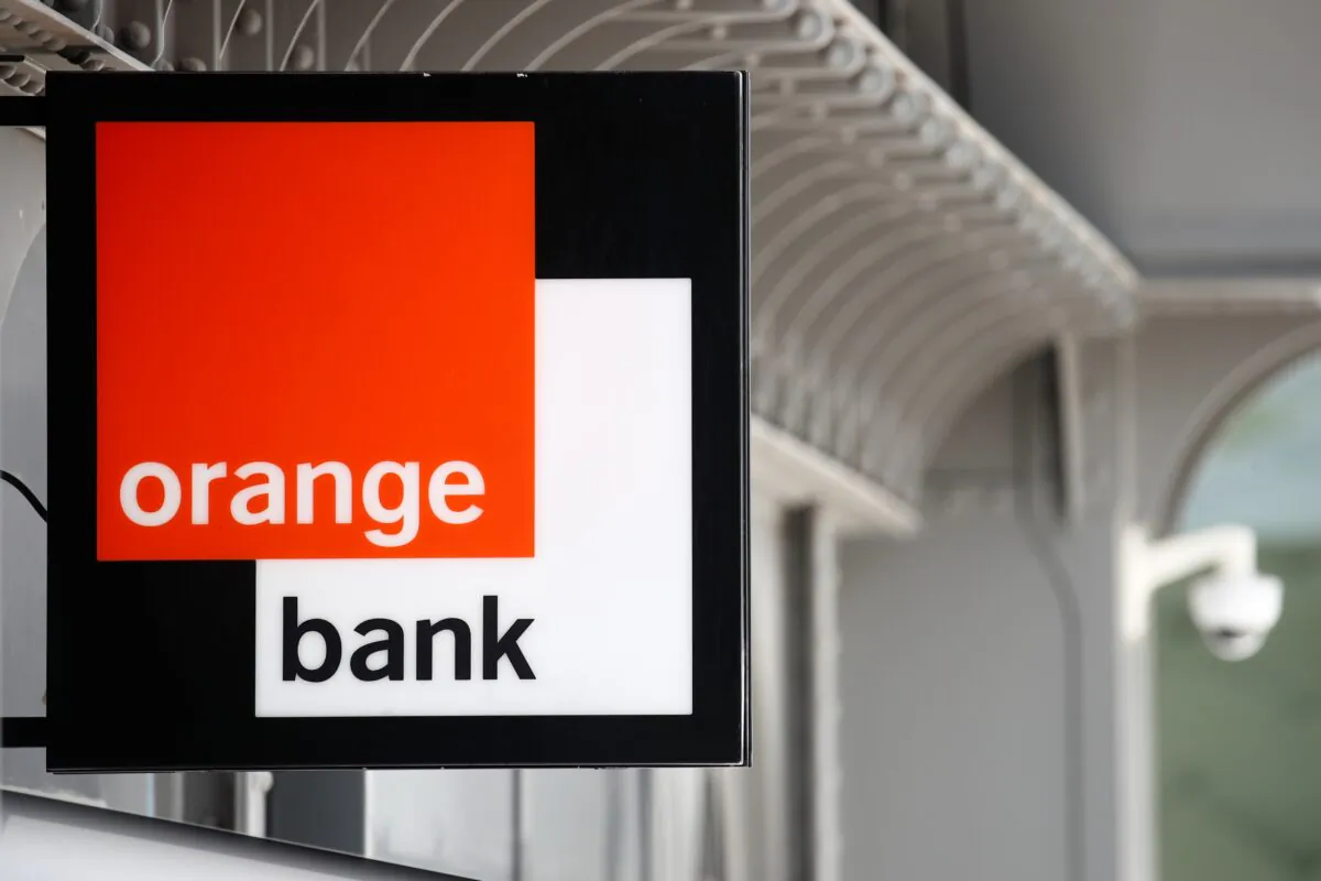 The logo of Orange Bank is seen at the French telecom operator Orange headquarters in Issy-les-Moulineaux near Paris, France, on June 3, 2021. (Gonzalo Fuentes/Reuters)