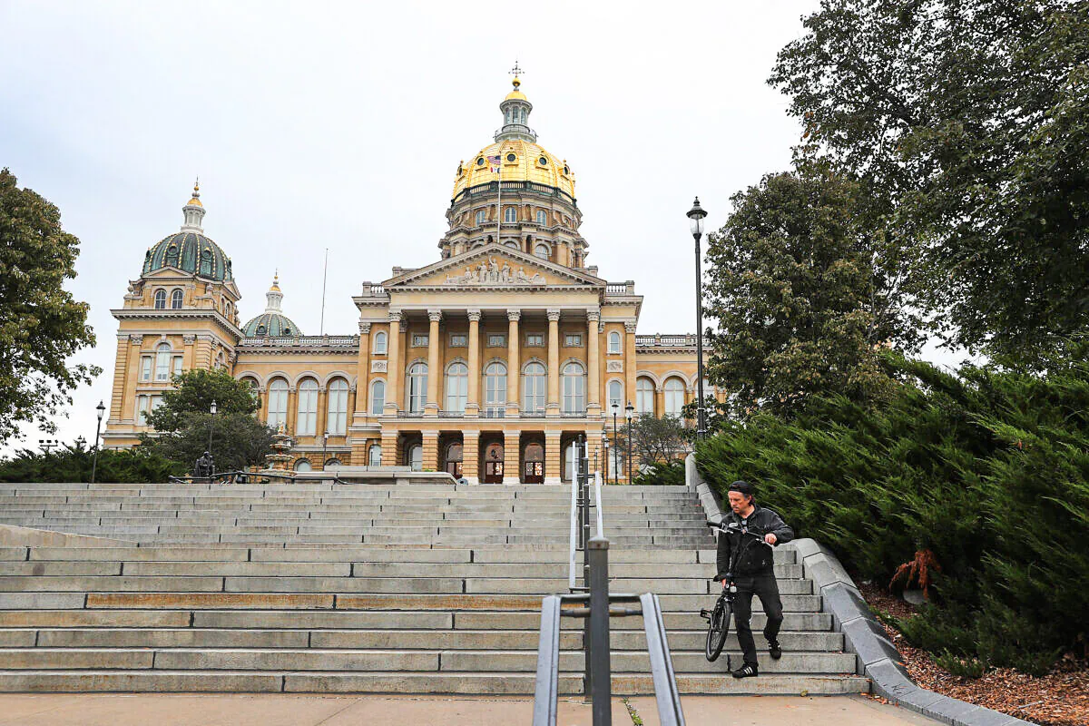 The Iowa State Capitol building is seen in Des Moines, Iowa, on Oct. 9, 2019. (Joe Raedle/Getty Images)