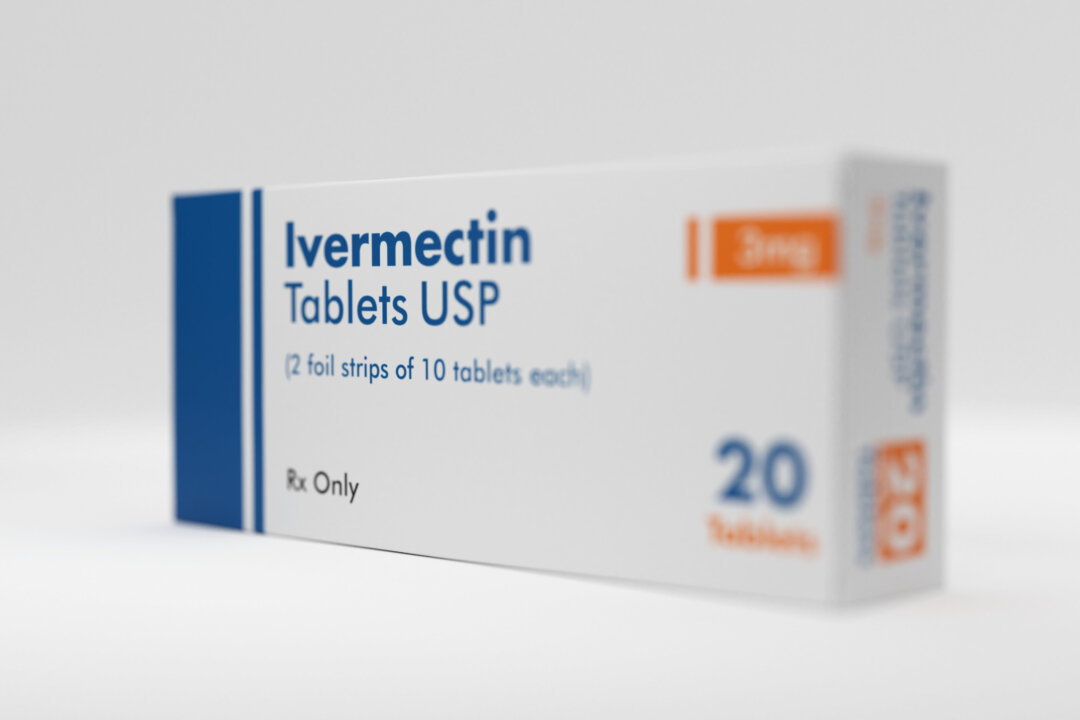 Box of ivermectin tablets. (Carl DMaster/Shutterstock)
