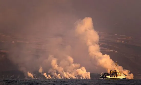 Erupting Spanish Volcano Turns ‘More Aggressive’: Officials