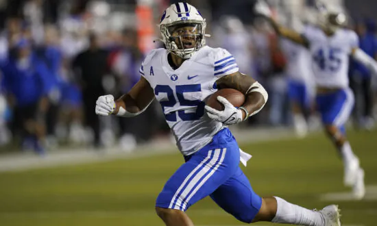 Tyler Allgeier, No. 13 BYU Run Past Utah State 34–20