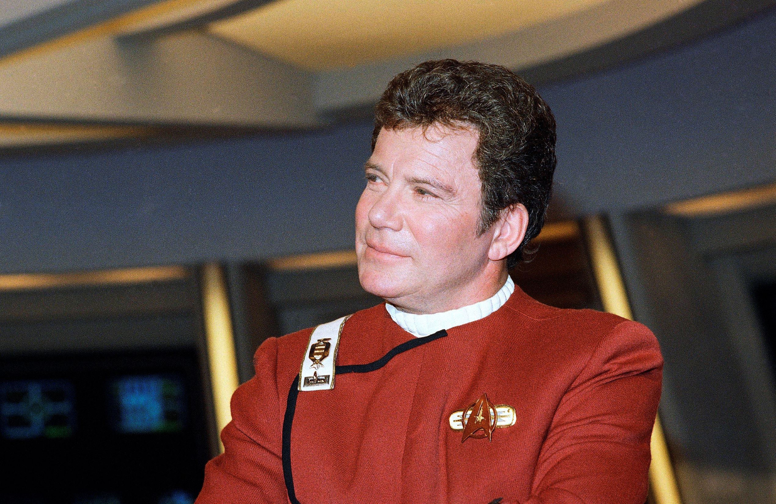 As Shatner Heads Toward the Stars, Visions of Space Collide - Vimarsana News