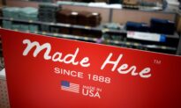 US Factory Orders Increase Solidly as Manufacturing Keeps Humming