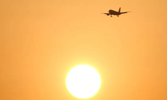Airlines Warn Erratic Global COVID-19 Rules Could Delay Recovery