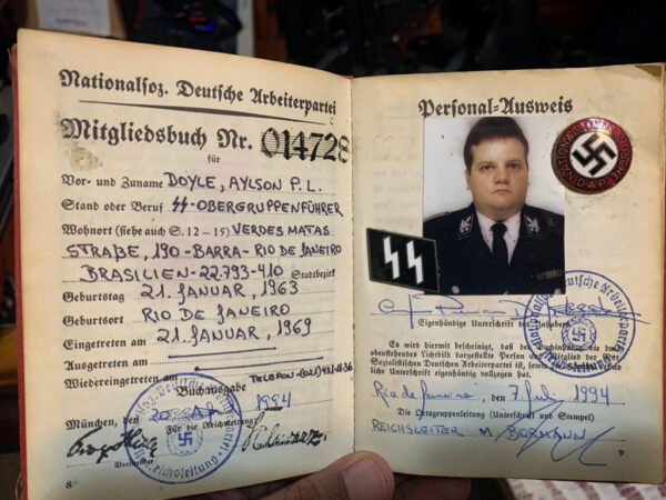 Civil police find trove of Nazi memorabilia in home of alleged pedophile in Rio de janeiro