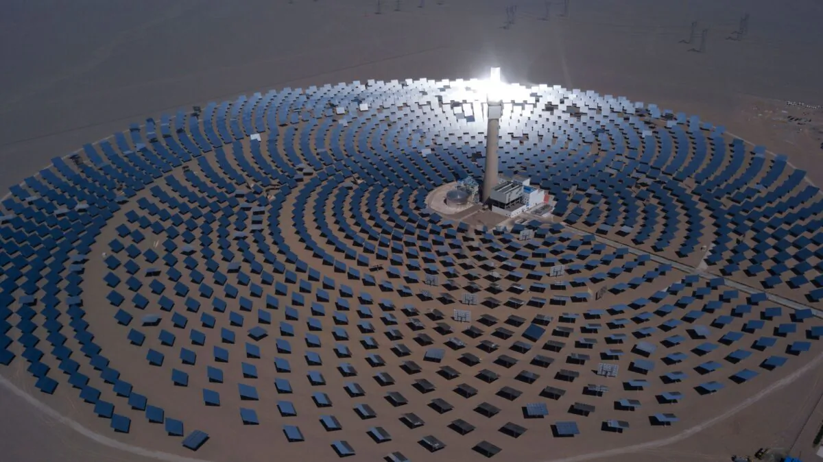 A view of the 100-megawatt molten salt solar thermal power plant in Dunhuang in China's northwestern Gansu Province, on Sept. 2, 2018. (AFP via Getty Images)