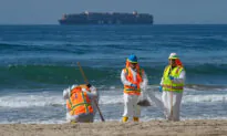 Tarballs Hit Shore From Second Oil Spill in a Week in Huntington Beach