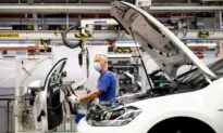 Euro Zone Producer Prices Surge in October, Unemployment Eases