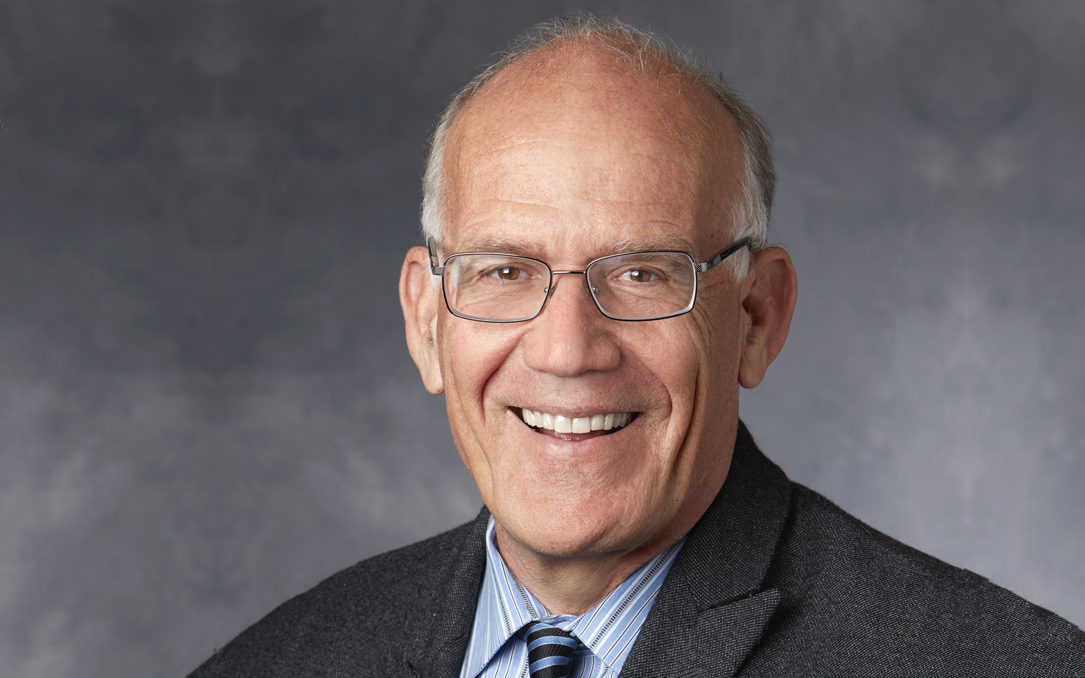 In 'The Dying Citizen' Victor Davis Hanson Diagnoses America's Existential Crisis - Vimarsana News