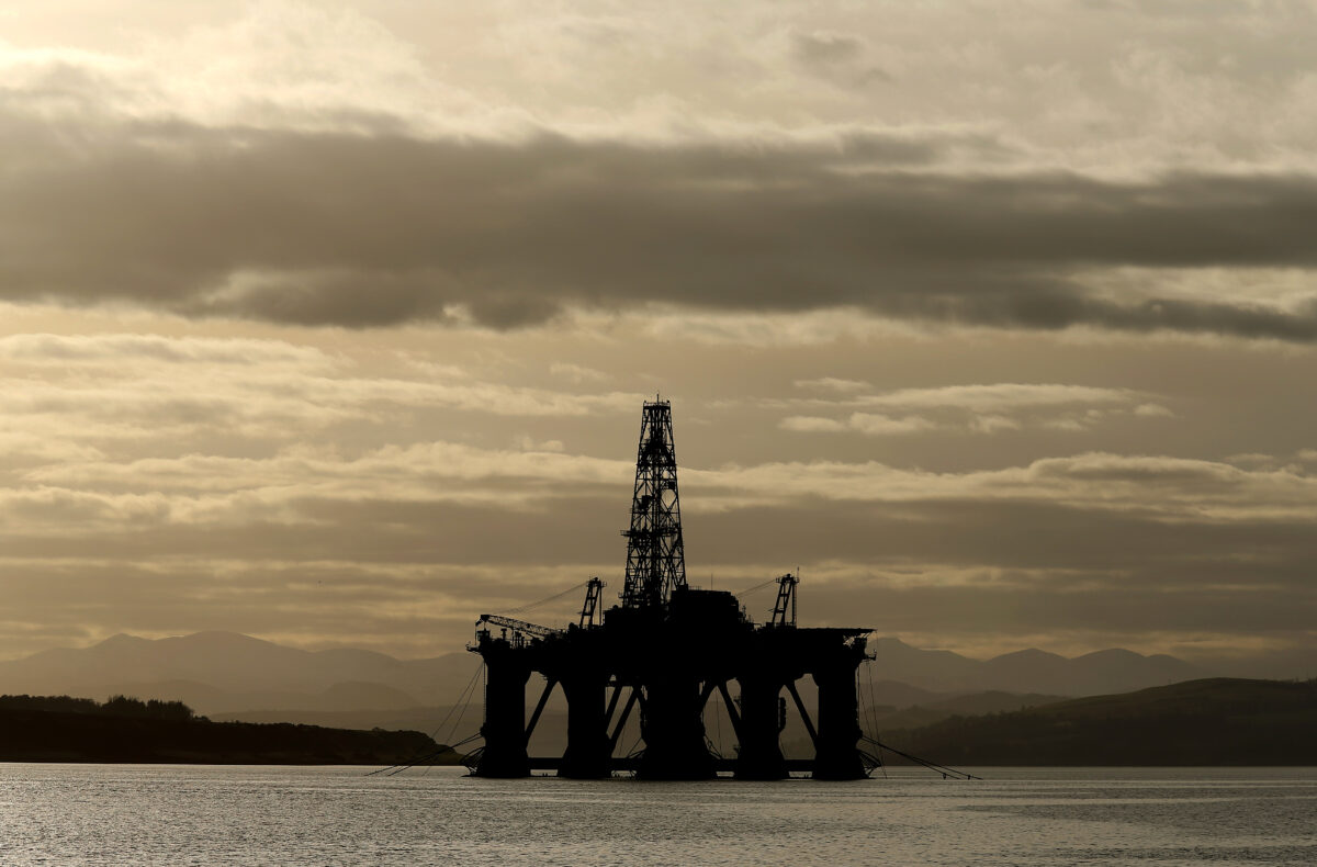 NextImg:Labour Plan to Block All New North Sea Oil Projects Could Cost Scotland £6 billion Say Conservatives