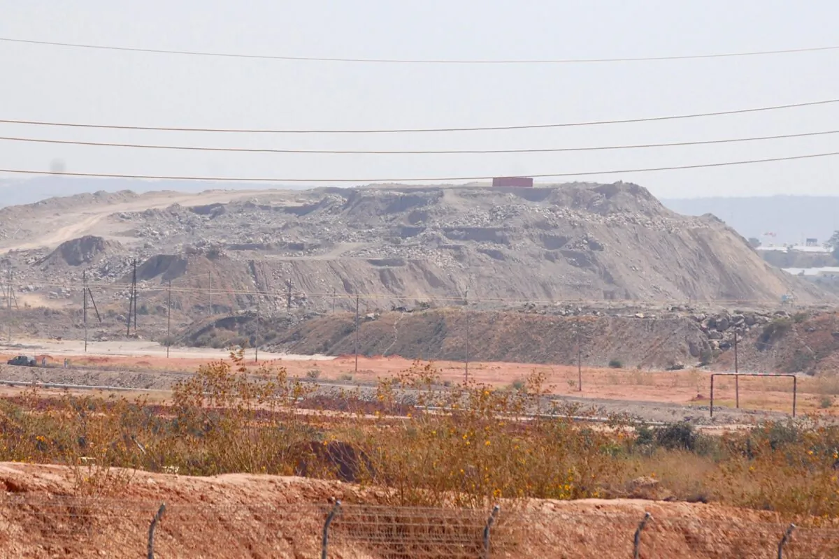 A copper and cobalt mine run by Sicomines is seen in Kolwezi, Democratic Republic of the Congo, on May 30, 2015. (Aaron Ross/Reuters, File Photo)