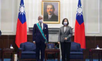Taiwan President Meets French Senators and Former Australian PM