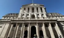 Companies at Risk From COVID-19 Lifeline Loans, Bank of England Warns
