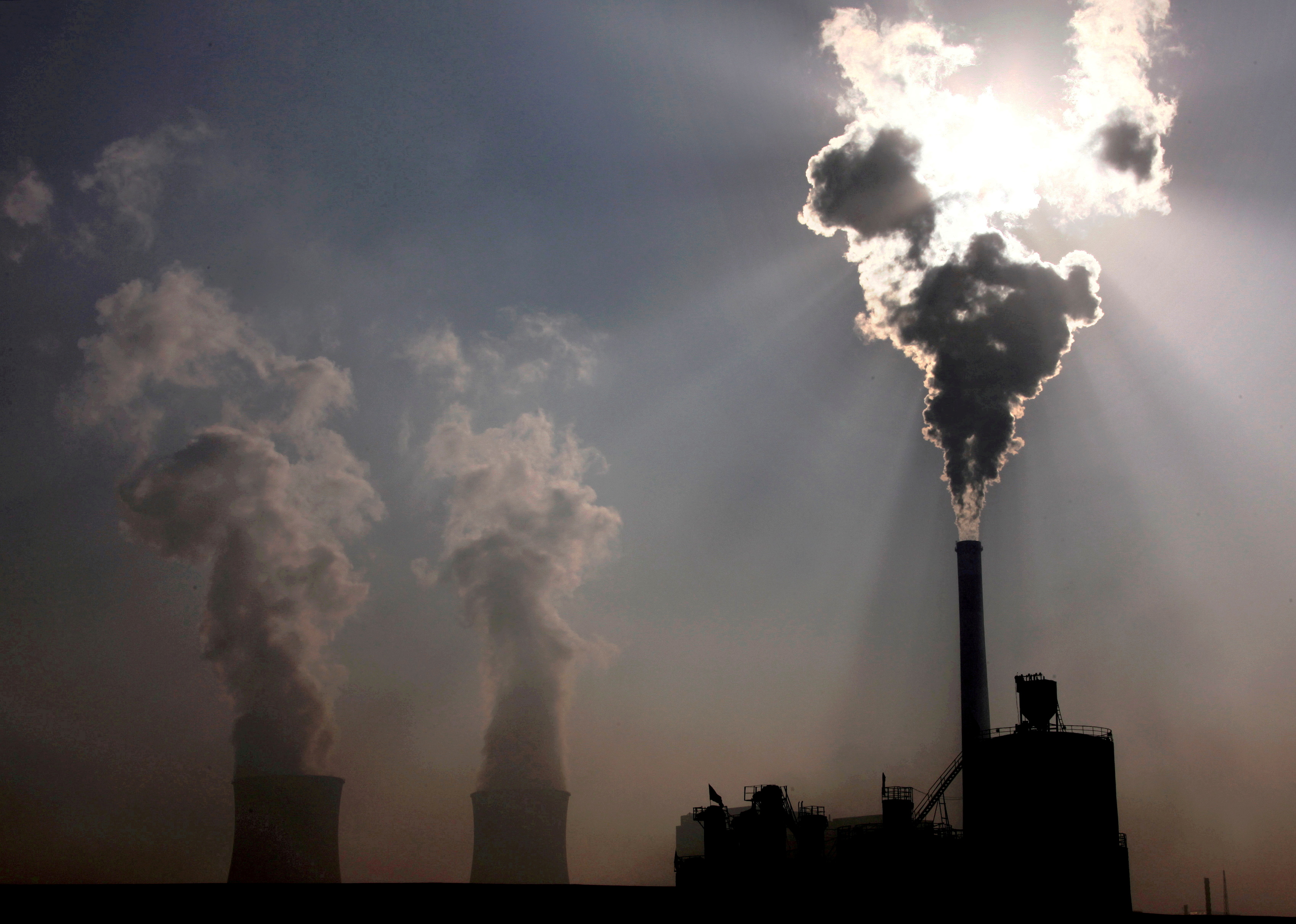 Chinese Utility Terminates 'Green' Energy Plant in Xinjiang Due to Pollutant Emissions - Vimarsana News