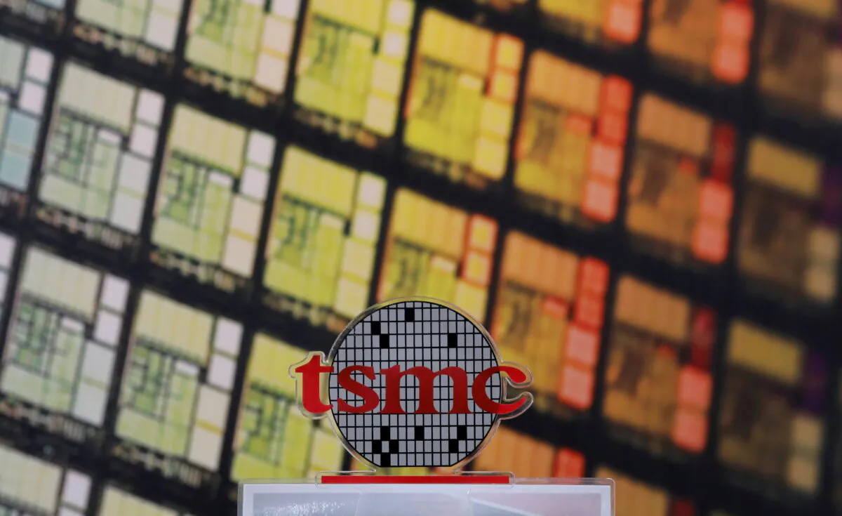 A logo of Taiwan Semiconductor Manufacturing Company Ltd. (TSMC) is seen at its headquarters in Hsinchu, Taiwan, on Aug. 31, 2018. (Tyrone Siu/Reuters)