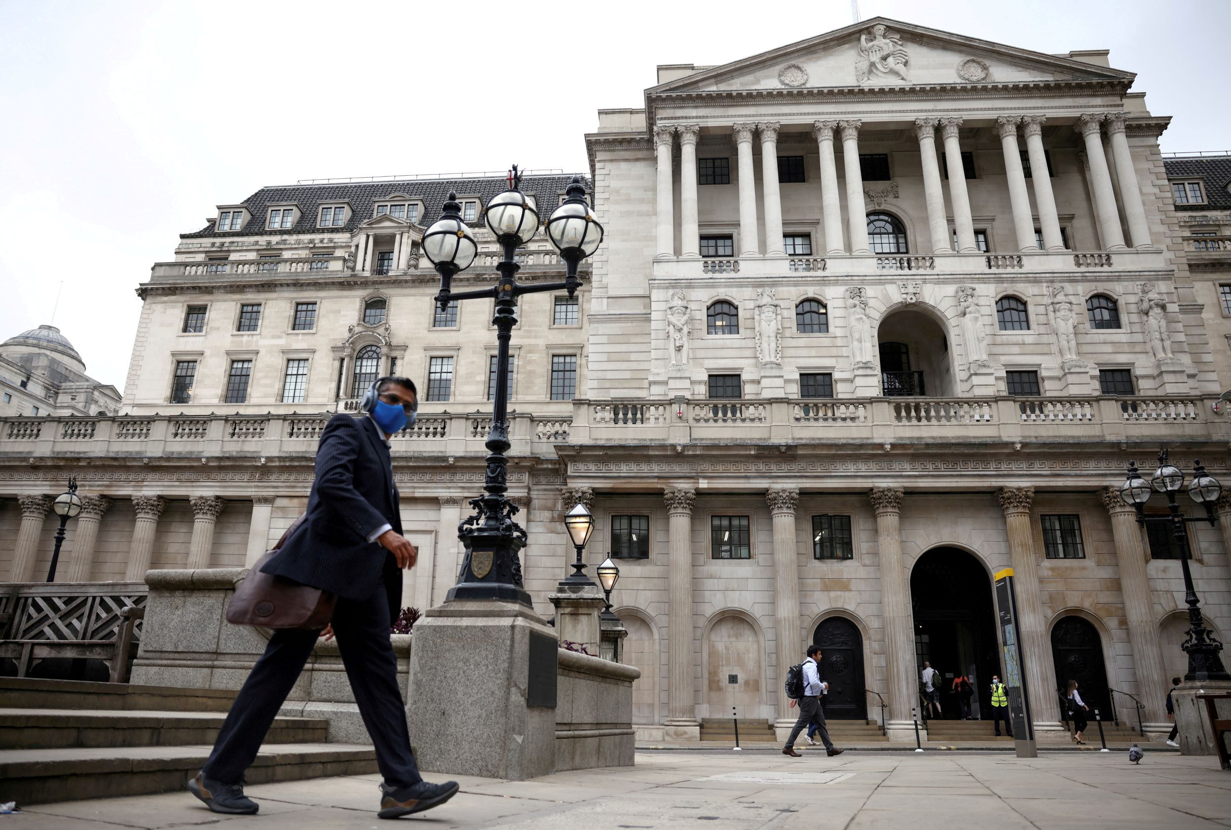 UK Sees Biggest Interest Rate Hike in 27 Years Amid Soaring Inflation, Coming Recession - Vimarsana News