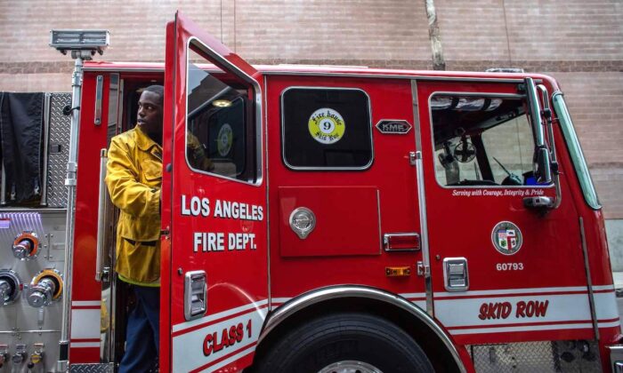 2 Bodies Found In Man-made ‘cave’ In Northridge 